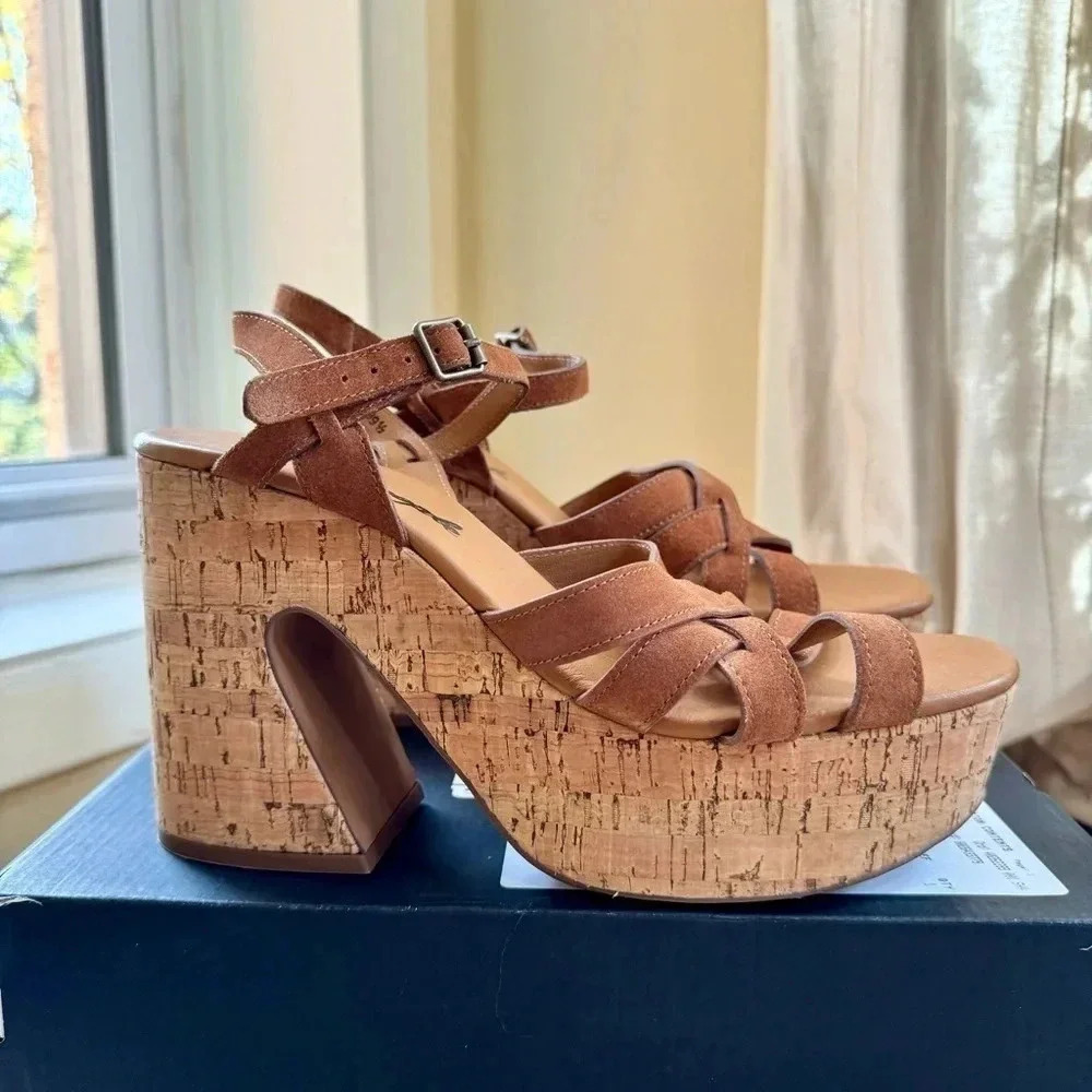 New Free People Lisbon Platform Sandals 
Suede Brown Womens 10